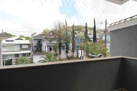 Casa de condomínio à venda com 232m², 4 quartos e 2 vagasSuíte - Varanda