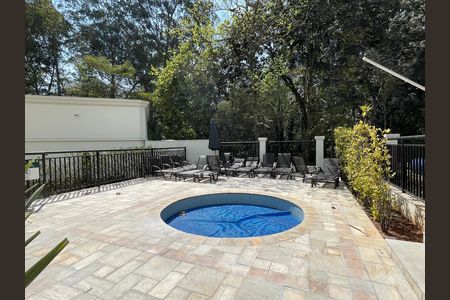Apartamento à venda com 145m², 4 quartos e 3 vagas Apartamento à venda com 145m², 4 quartos e 3 vagasÁrea comum - Piscina