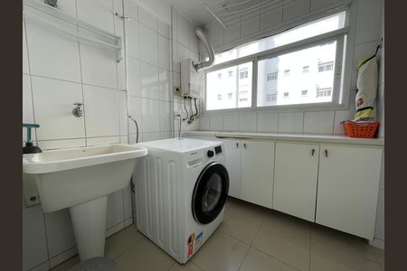 Apartamento à venda com 145m², 4 quartos e 3 vagas Apartamento à venda com 145m², 4 quartos e 3 vagasÁrea de Serviço