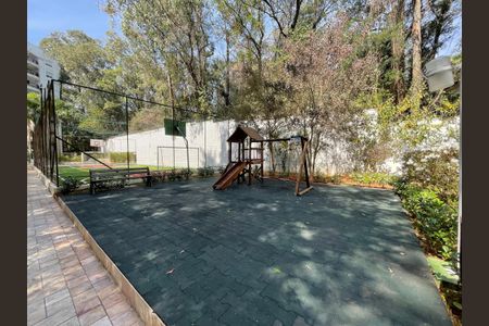 Apartamento à venda com 145m², 4 quartos e 3 vagas Apartamento à venda com 145m², 4 quartos e 3 vagasÁrea comum - Playground