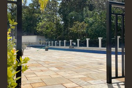 Apartamento à venda com 145m², 4 quartos e 3 vagas Apartamento à venda com 145m², 4 quartos e 3 vagasÁrea comum - Piscina