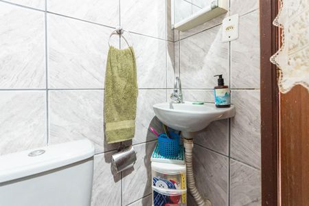 Casa à venda com 56m², 4 quartos e sem vagaBanheiro 2 (segundo andar)