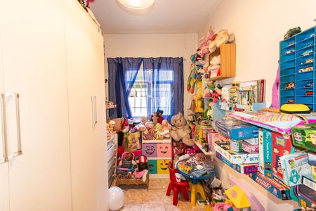 Casa à venda com 56m², 4 quartos e sem vagaQuarto 3 (segundo andar)