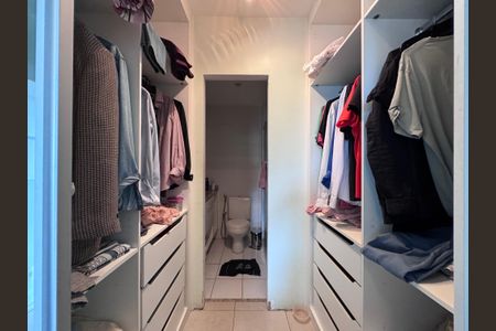 Apartamento à venda com 100m², 3 quartos e 1 vagaCloset da Suíte