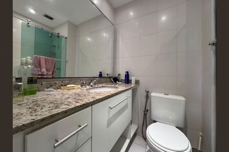 Apartamento à venda com 100m², 3 quartos e 1 vagaBanheiro da sU