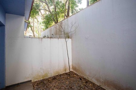 Apartamento à venda com 215m², 3 quartos e 2 vagasQuintal