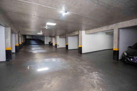 Apartamento à venda com 215m², 3 quartos e sem vagaGaragem