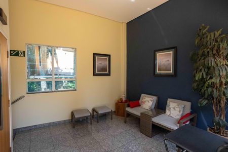 Apartamento à venda com 215m², 3 quartos e sem vagaHall social