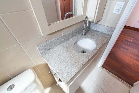 Apartamento para alugar com 55m², 2 quartos e 1 vagaBanheiro da suíte