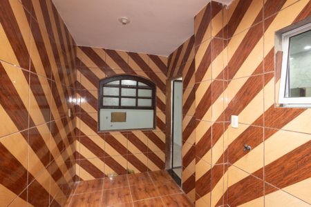 Casa para alugar com 70m², 5 quartos e 1 vagaÁrea de Serviço