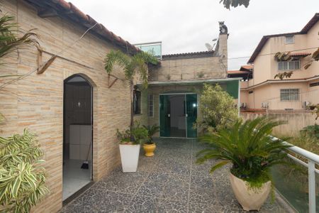 Casa para alugar com 70m², 5 quartos e 1 vagaVaranda