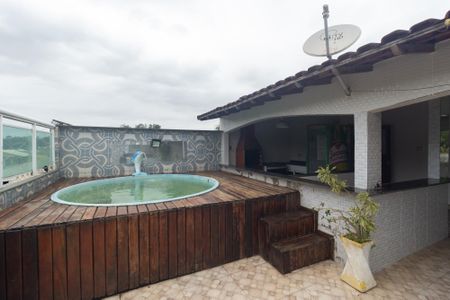 Casa para alugar com 70m², 5 quartos e 1 vagaTerraço