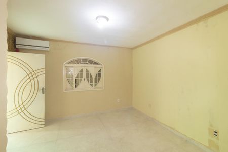 Casa para alugar com 70m², 5 quartos e 1 vagaSuíte