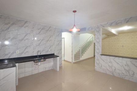 Casa para alugar com 70m², 5 quartos e 1 vagaCozinha