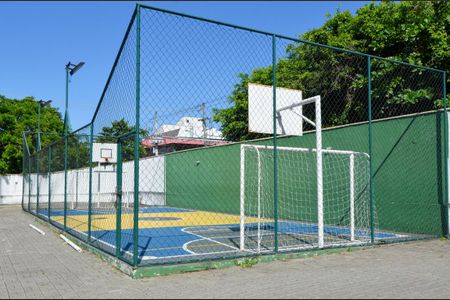 Apartamento à venda com 198m², 3 quartos e 2 vagas Apartamento à venda com 198m², 3 quartos e 2 vagasÁrea comum