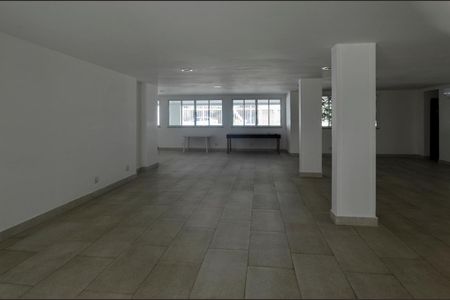 Apartamento à venda com 198m², 3 quartos e 2 vagas Apartamento à venda com 198m², 3 quartos e 2 vagasÁrea comum