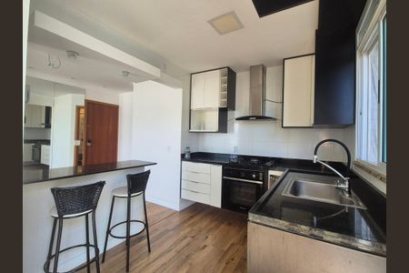 Apartamento à venda com 198m², 3 quartos e 2 vagas Apartamento à venda com 198m², 3 quartos e 2 vagasCozinha