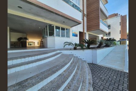 Apartamento à venda com 198m², 3 quartos e 2 vagas Apartamento à venda com 198m², 3 quartos e 2 vagasÁrea comum