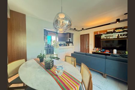 Apartamento à venda com 100m², 3 quartos e 2 vagas Apartamento à venda com 100m², 3 quartos e 2 vagasSala