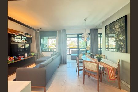 Apartamento à venda com 100m², 3 quartos e 2 vagas Apartamento à venda com 100m², 3 quartos e 2 vagasSala