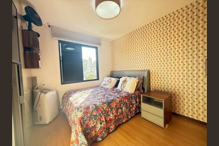 Apartamento à venda com 100m², 3 quartos e 2 vagas Apartamento à venda com 100m², 3 quartos e 2 vagasQuarto