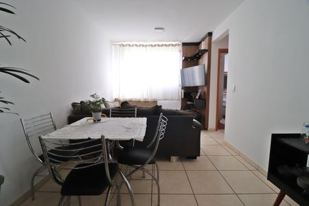 Apartamento para alugar com 47m², 2 quartos e 1 vagaSala