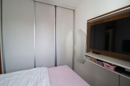 Apartamento para alugar com 47m², 2 quartos e 1 vagaQuarto 1