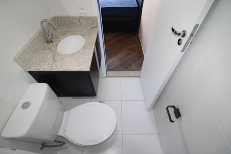 Banheiro de kitnet/studio para alugar com 1 quarto, 26m² em Parada Inglesa , São Paulo