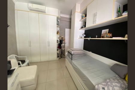 Apartamento à venda com 75m², 3 quartos e 1 vagaQuarto 2