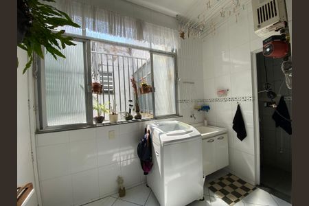 Apartamento à venda com 75m², 3 quartos e 1 vagaÁrea de Serviço