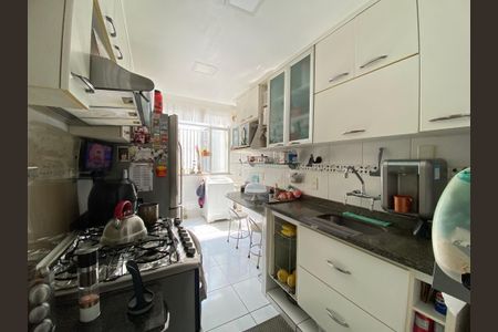 Apartamento à venda com 75m², 3 quartos e 1 vagaCozinha 