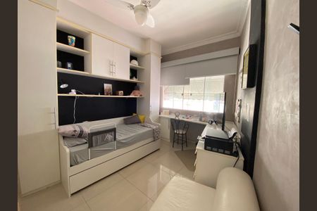 Apartamento à venda com 75m², 3 quartos e 1 vagaQuarto 2