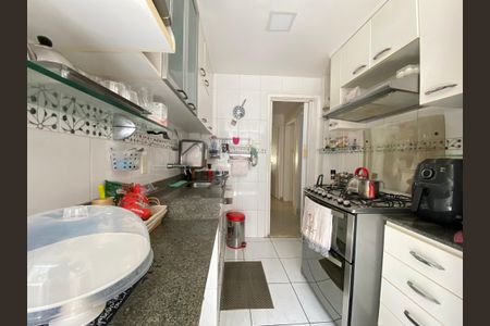 Apartamento à venda com 75m², 3 quartos e 1 vagaCozinha 