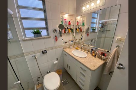 Apartamento à venda com 75m², 3 quartos e 1 vagaBanheiro
