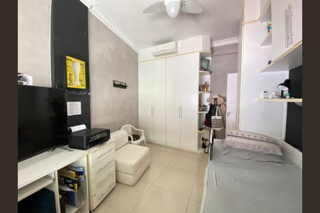 Apartamento à venda com 75m², 3 quartos e 1 vagaQuarto 2