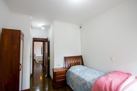 Apartamento à venda com 84m², 2 quartos e 2 vagasQuarto 