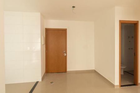 Sala de apartamento à venda com 2 quartos, 44m² em Novo Mundo, Curitiba