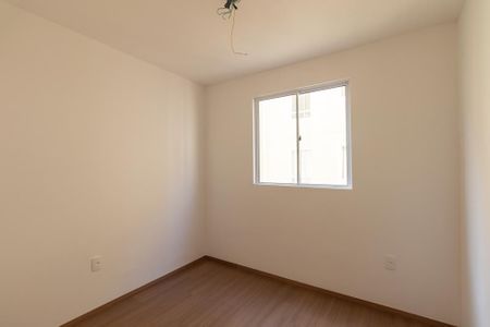 Quarto 1 de apartamento à venda com 2 quartos, 44m² em Novo Mundo, Curitiba