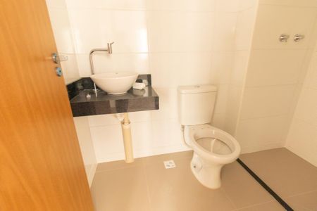 Apartamento à venda com 44m², 2 quartos e 1 vagaBanheiro Social