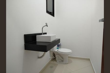 Casa à venda com 70m², 2 quartos e 1 vagaBanheiro 1 