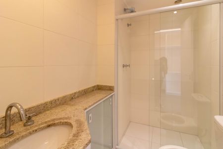 Banheiro de kitnet/studio à venda com 0 quarto, 39m² em Vila Camargos, Guarulhos