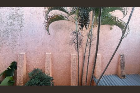 Casa à venda com 315m², 5 quartos e 4 vagas Casa à venda com 315m², 5 quartos e 4 vagasVista Quarto 1