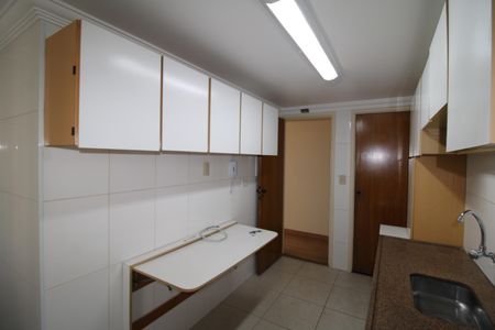 Apartamento à venda com 75m², 3 quartos e 1 vagaCozinha