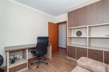 Apartamento à venda com 223m², 3 quartos e 2 vagasQuarto 2