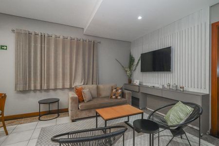 Apartamento à venda com 223m², 3 quartos e 2 vagasÁrea comum - Salão de festas