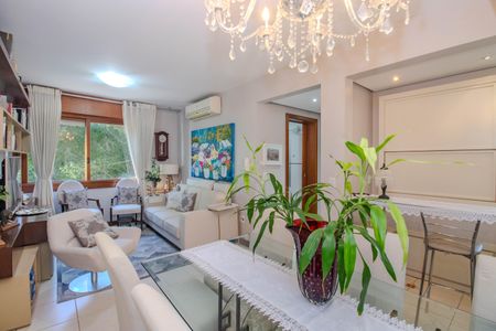 Sala de apartamento à venda com 3 quartos, 97m² em Rio Branco, Porto Alegre