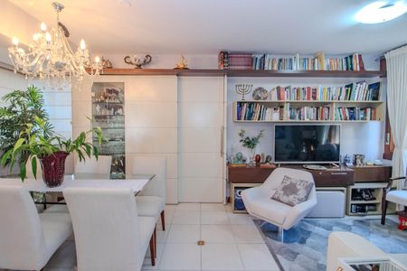 Apartamento à venda com 97m², 3 quartos e 3 vagasSala