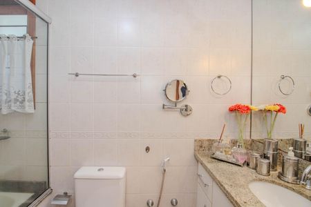 Apartamento à venda com 97m², 3 quartos e 3 vagasBanheiro da Suíte