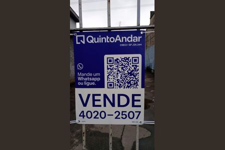 Casa à venda com 138m², 3 quartos e 2 vagas Casa à venda com 138m², 3 quartos e 2 vagasPlaquinha