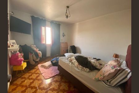 Casa à venda com 2 quartos, 157m² em Vila Helena, Santo André